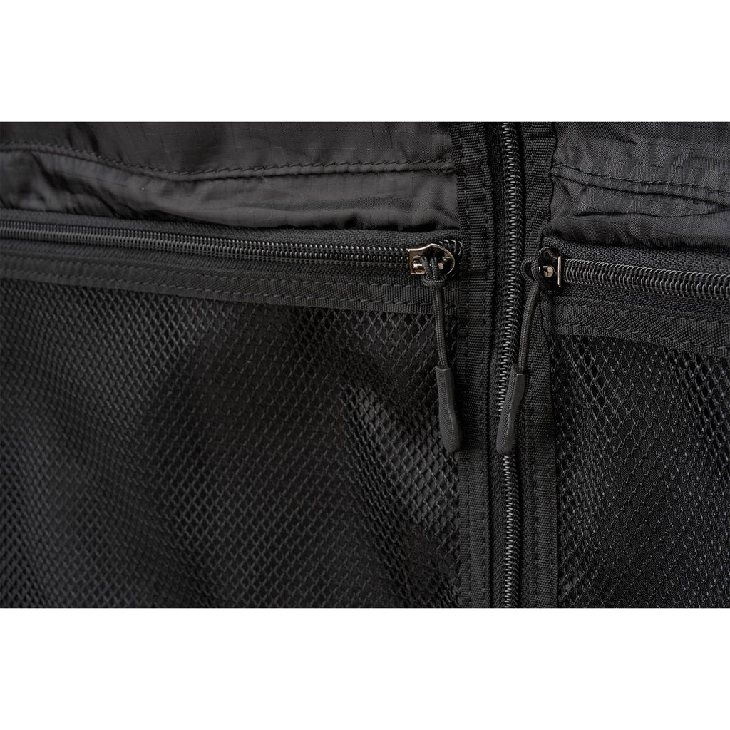 "Gavin" Nylon Garment Bag (Personalizable)