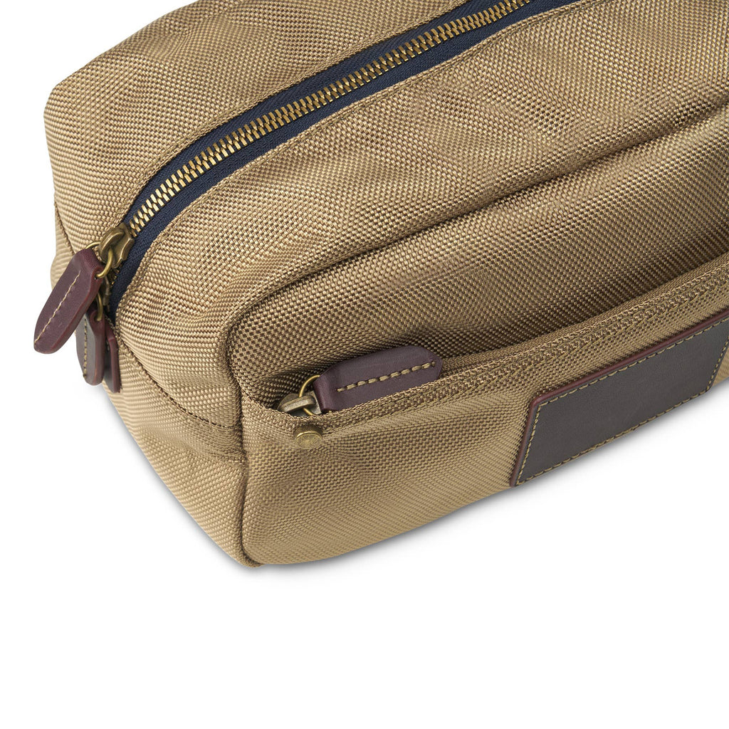 "Dennis" Dopp Kit (Personalizable)